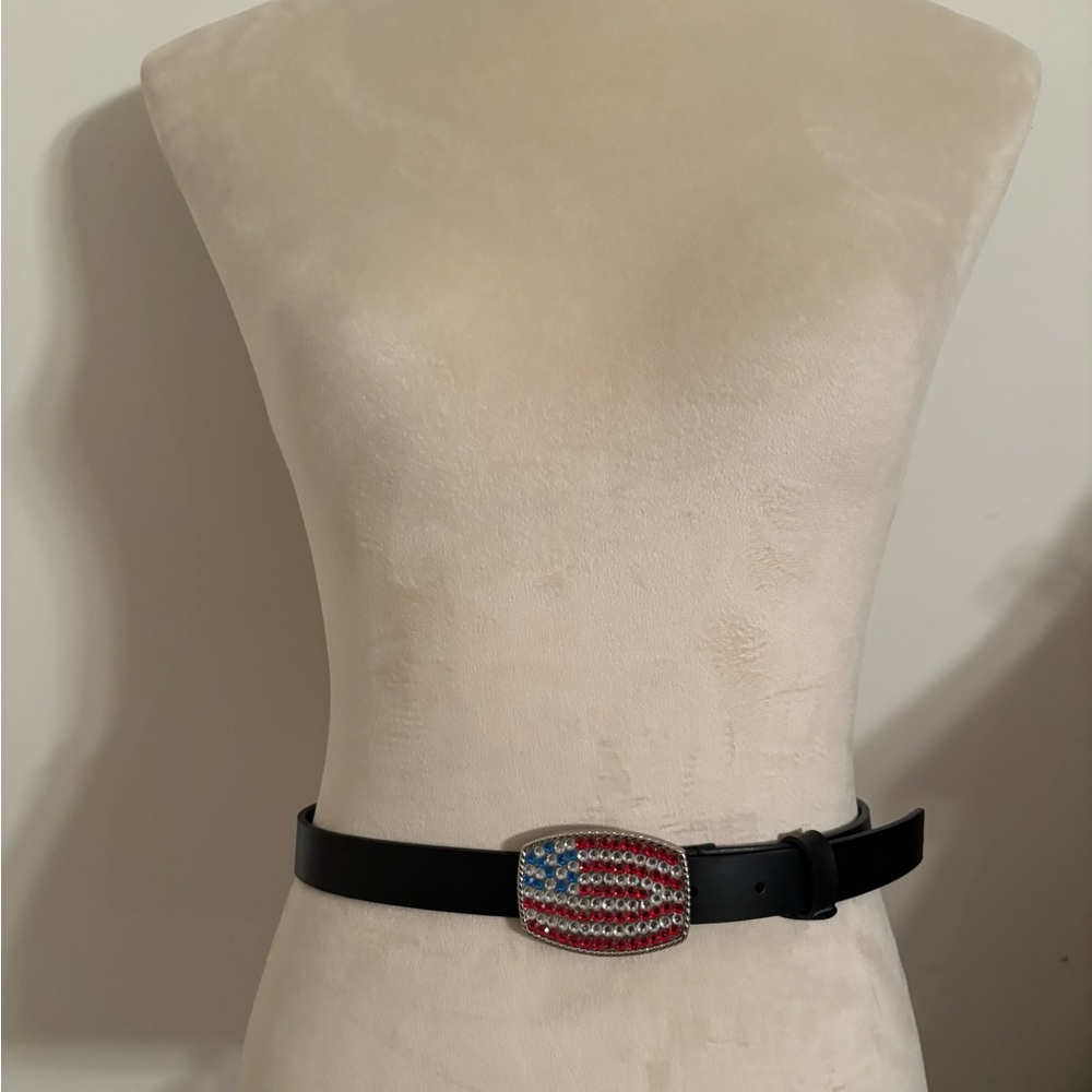 USA Flag Vintage 4th of July Belt with American Flag Buckle NWT